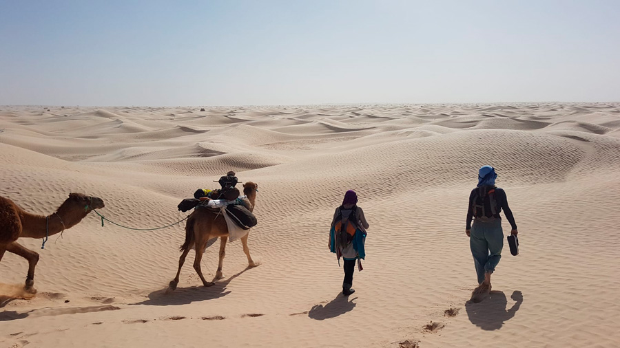 Ascension dans le désert tunisien (complet)